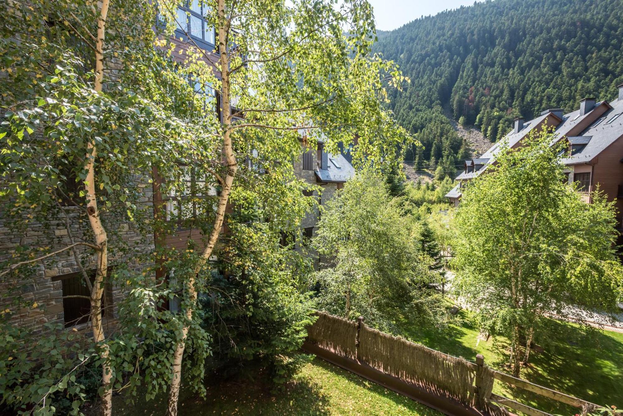Montgarri By Totiaran Lägenhet Baqueira Beret Exteriör bild