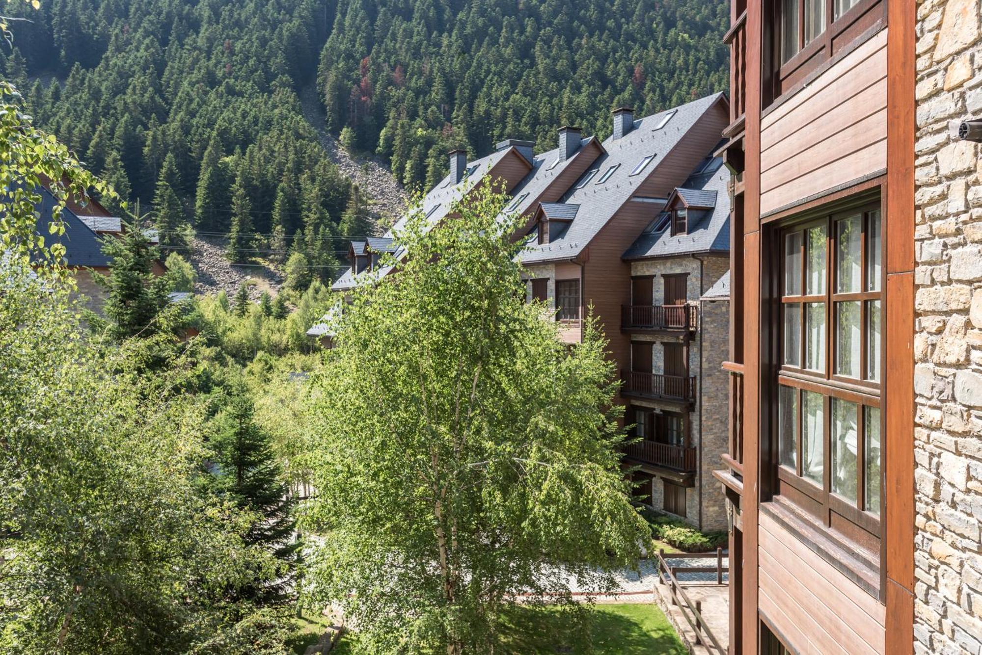 Montgarri By Totiaran Lägenhet Baqueira Beret Exteriör bild
